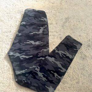 Camo leggings!